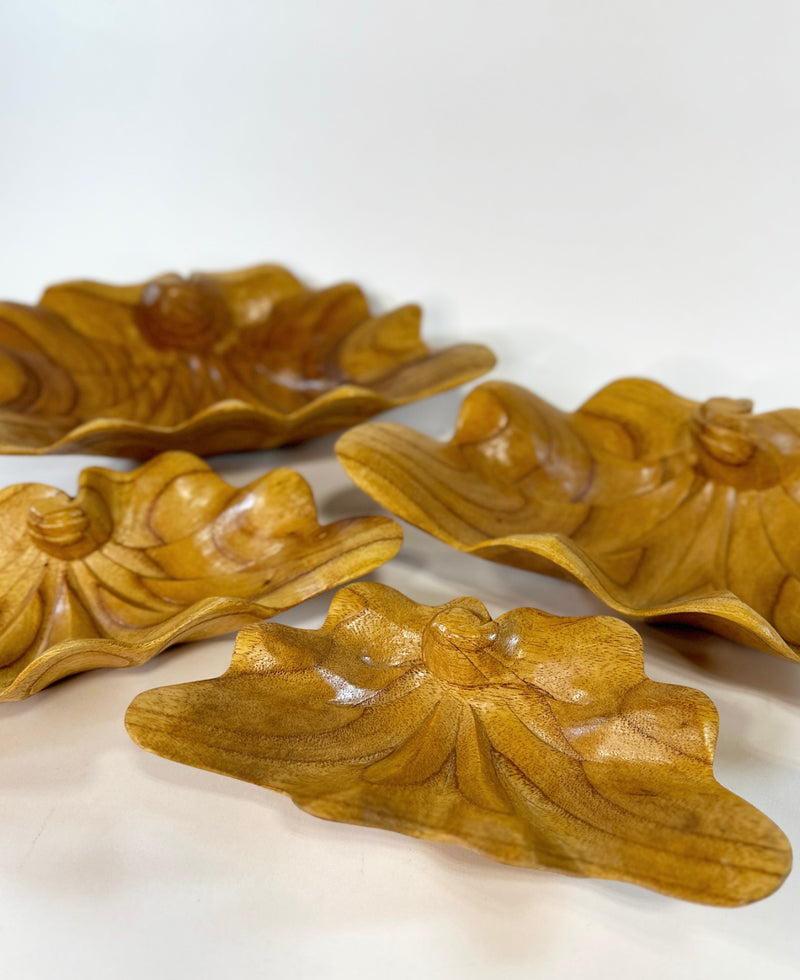 S/4 Solid Wood Shell Bowls