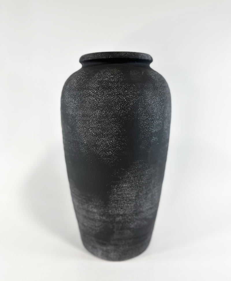 Juno Vases
