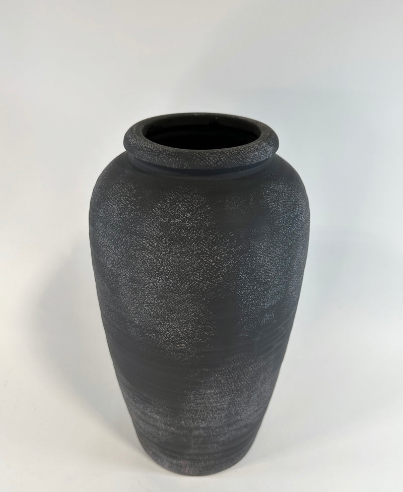 Juno Vases