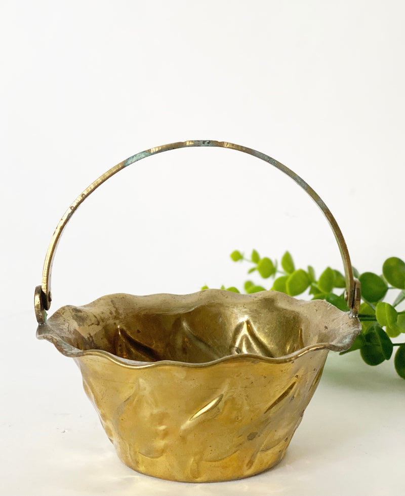 Brass Dish Leaf with Handle