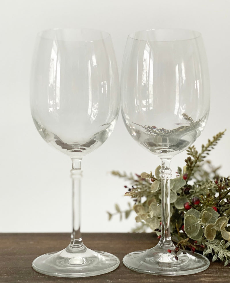 S/2 Dainty Wine Glasses
