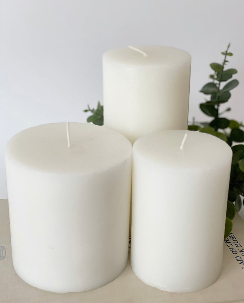 Cari Pillar Candles -White