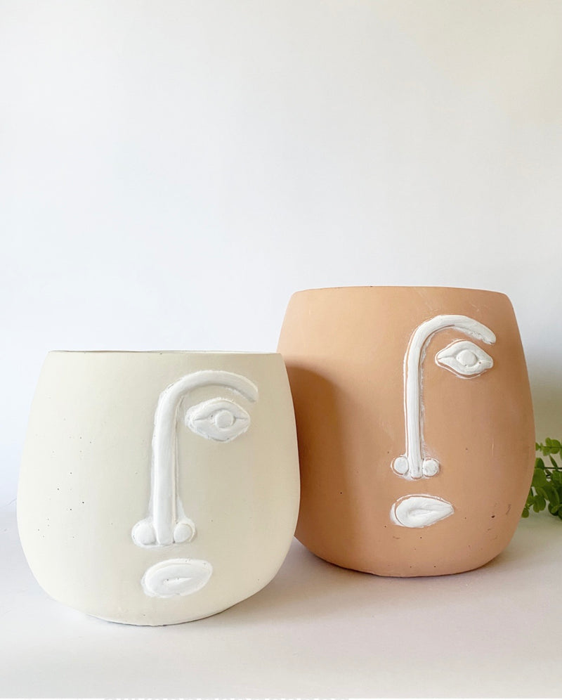 Amada Plant Pots